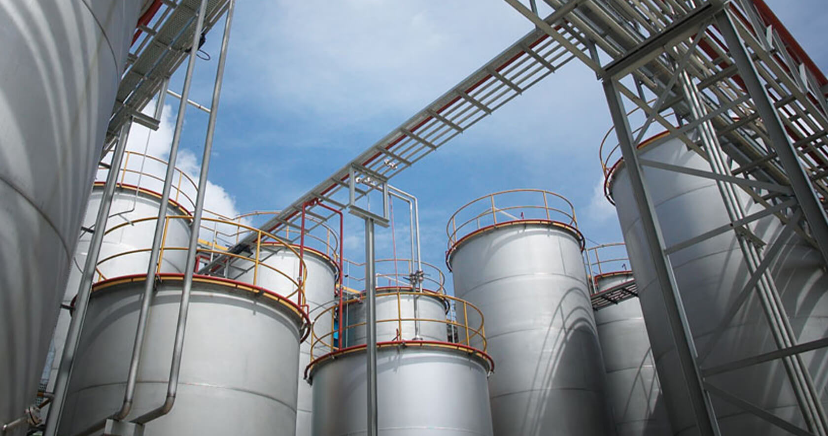 oil storage tanks